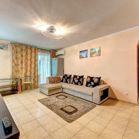 Apartments Near The Nsc Olympic Kyiv Exterior foto