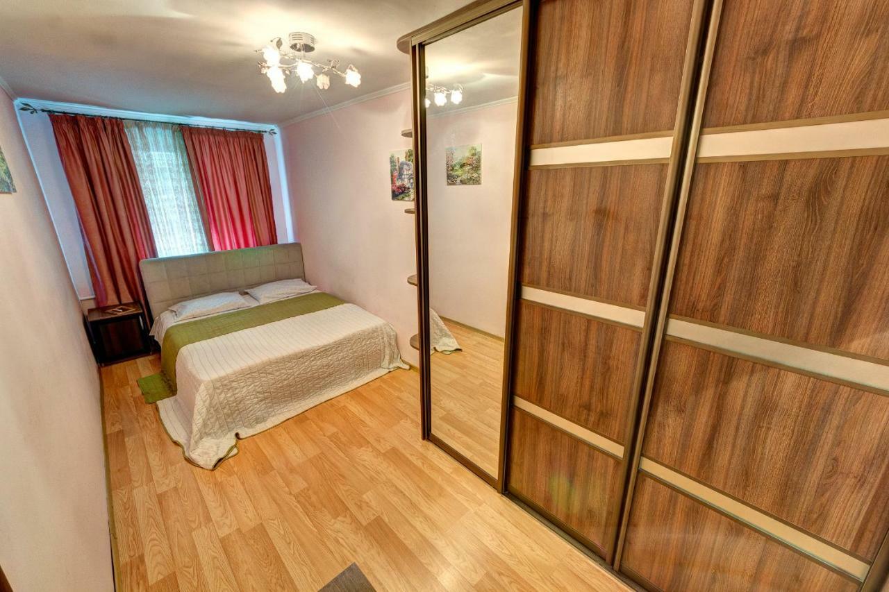 Apartments Near The Nsc Olympic Kyiv Exterior foto
